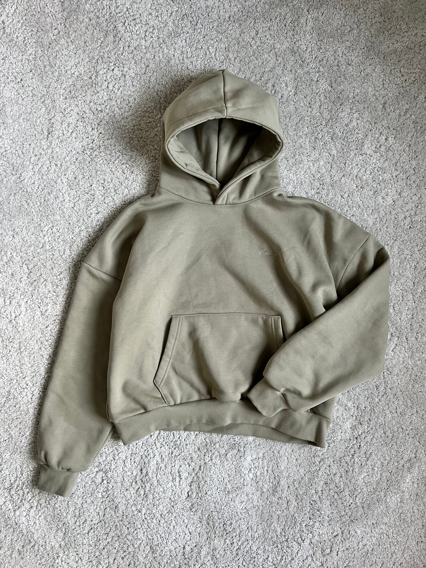 Signature Hoodie in Limestone