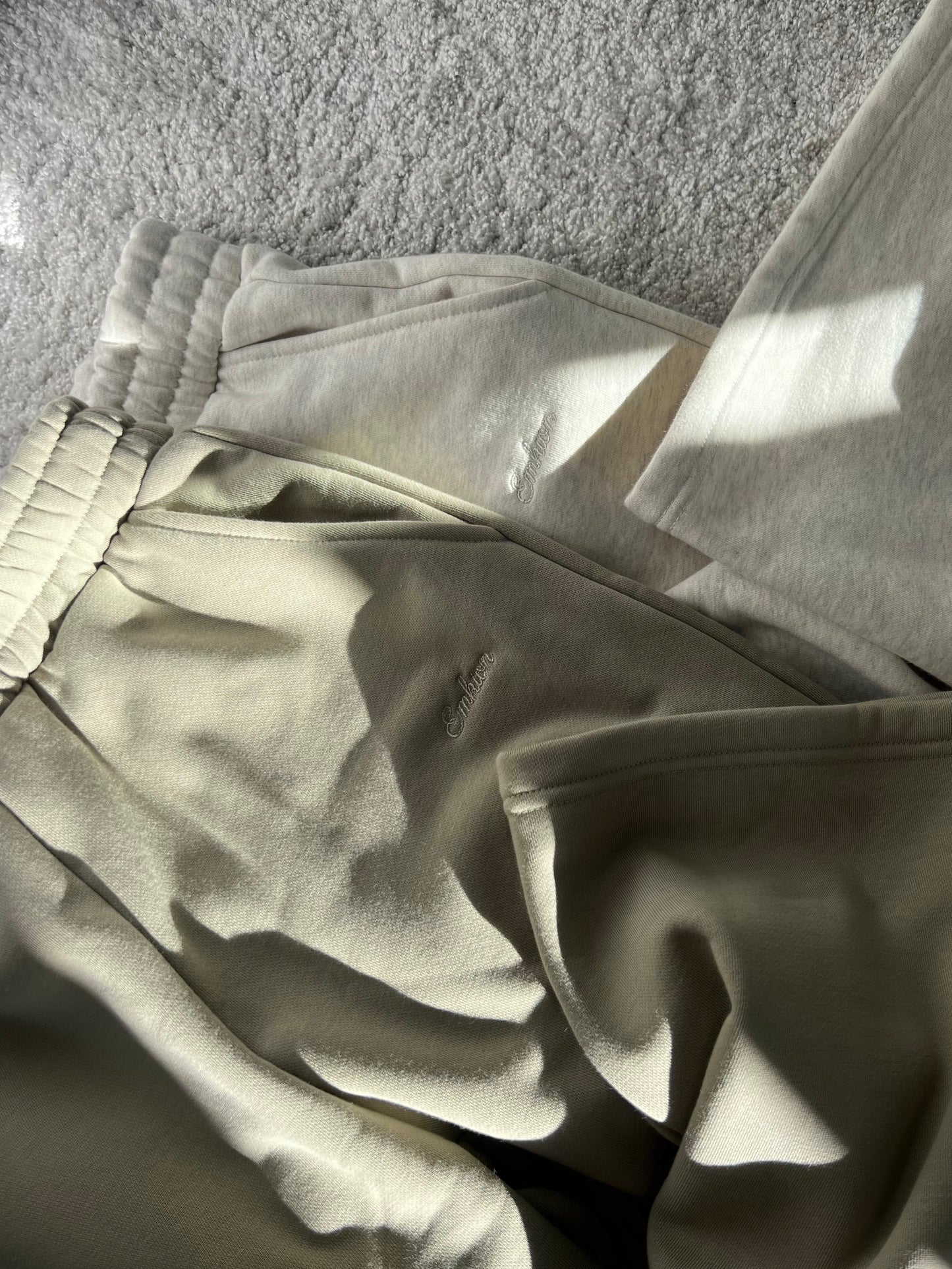 Signature Wide Leg Sweatpants in Pearl Grey